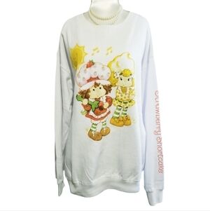 NEW Strawberry Shortcake White Graphic Print Crewneck Sweatshirt Retro Style